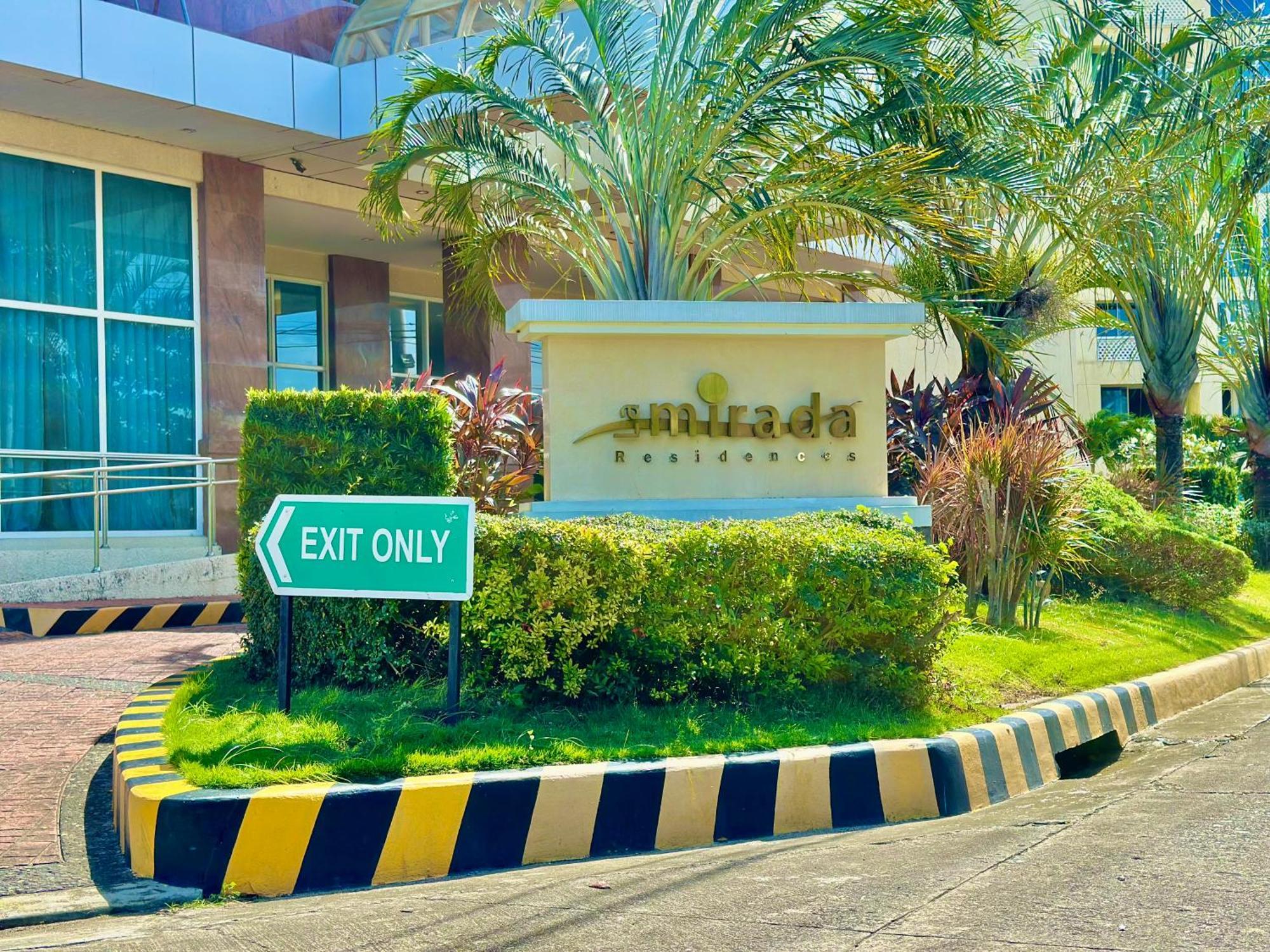 La Mirada Deluxe Suites With Oceanview Île de Mactan Extérieur photo